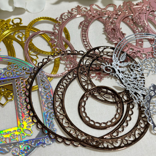 Assorted Frames Die Cuts: Mirror Foil & Cardstock, 22pcs