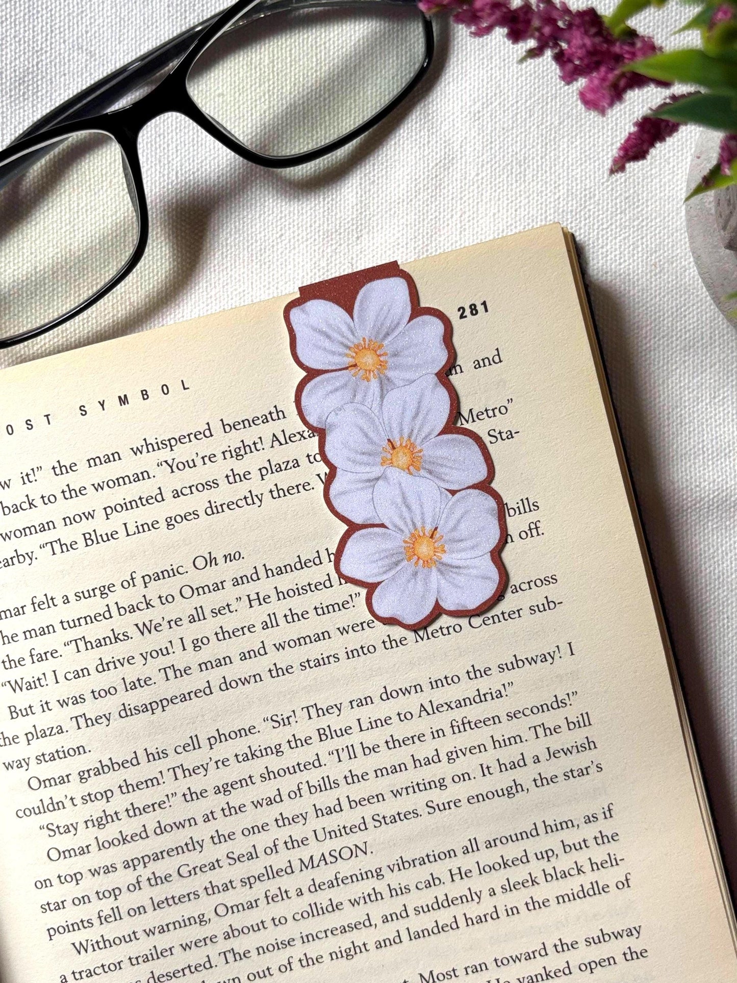 Daisies Magnetic Bookmark